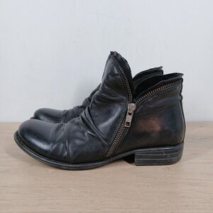 Miz Mooz Boots Womens US 7 Black Leather Slouchy Ankle Side Zip Low Heel Urban